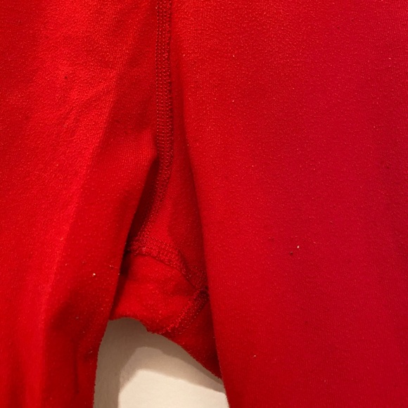 LULULEMON red wunder under crop - Picture 2 of 10